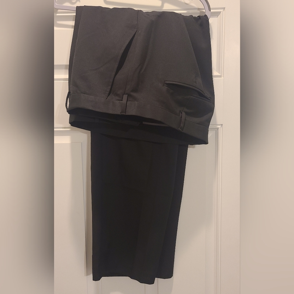 Van Heusen Traveler dress slack